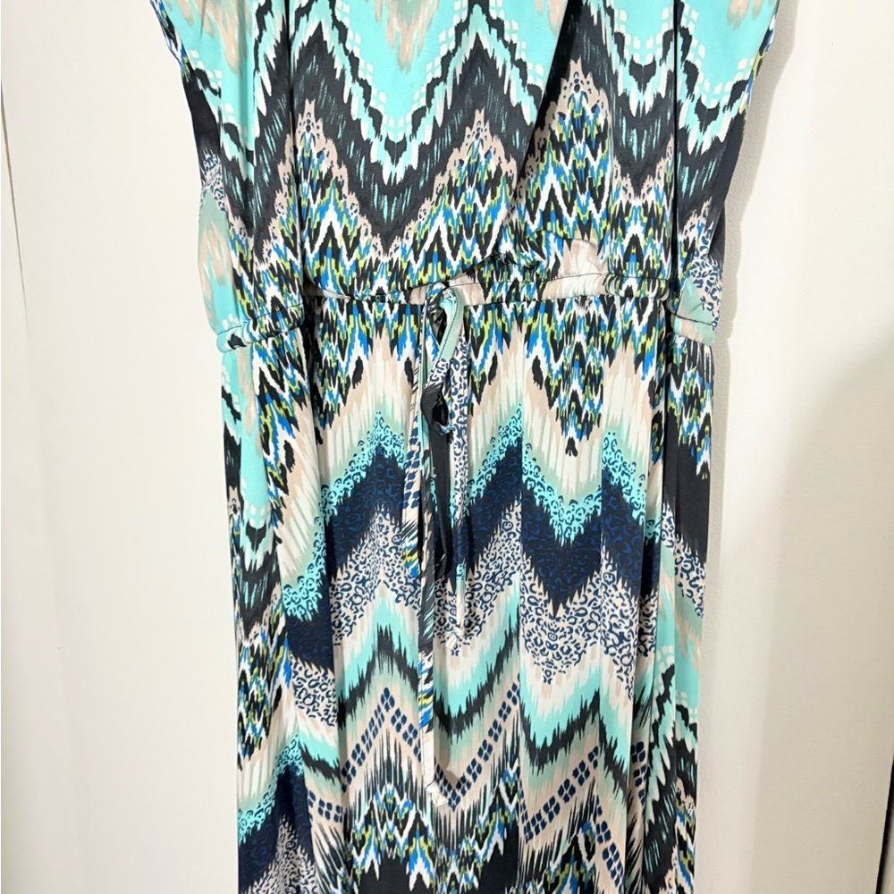 Patterned Sleeveless Long dress - Black and Blue - Picture 5 of 8
